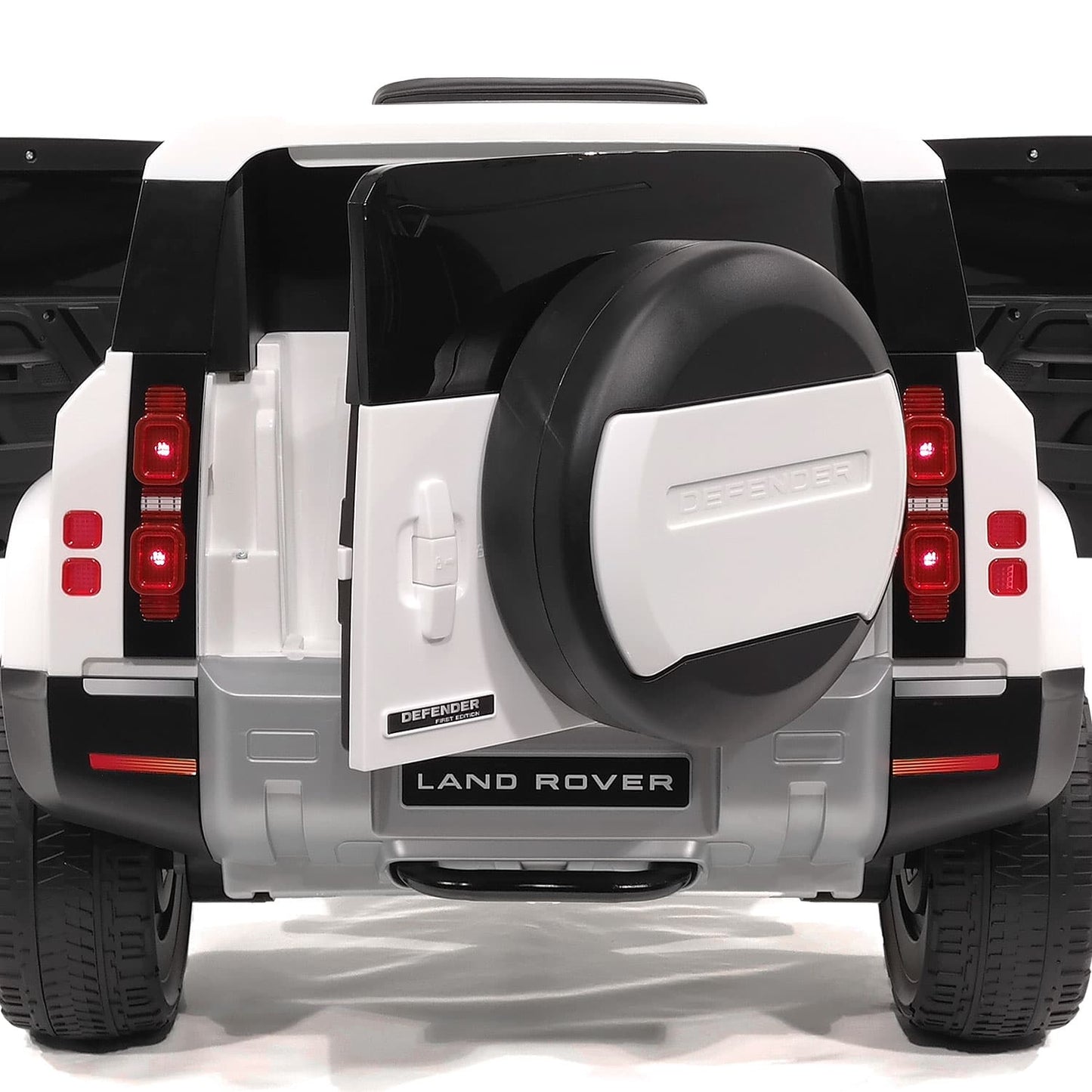 Land Rover Defender 12V Kids Ride-On Car with R/C Parental Remote | Black